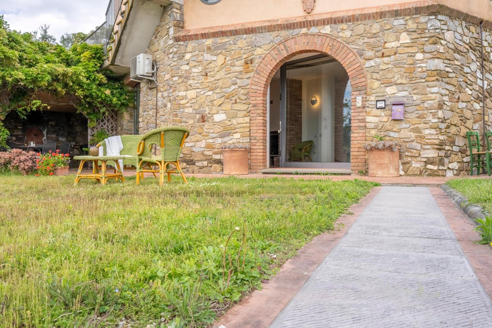 Leonardo Homes Apartment *